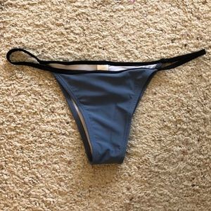 NWOT STRAPPY BIKINI BOTTOMS